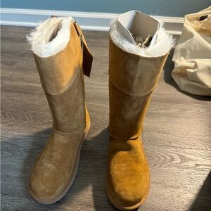 Ugg Boots New Never Worn